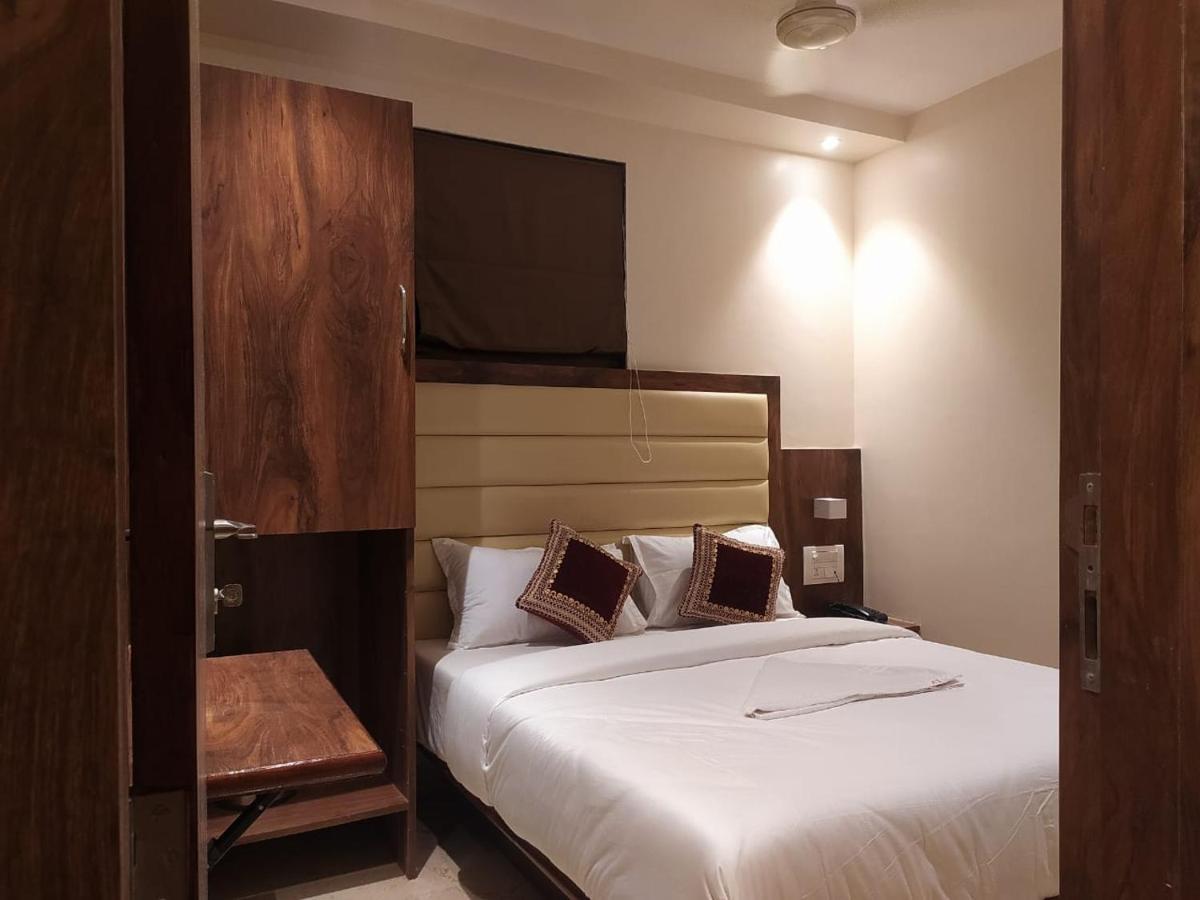 Hotel Adams Inn Near Mumbai Airport 외부 사진